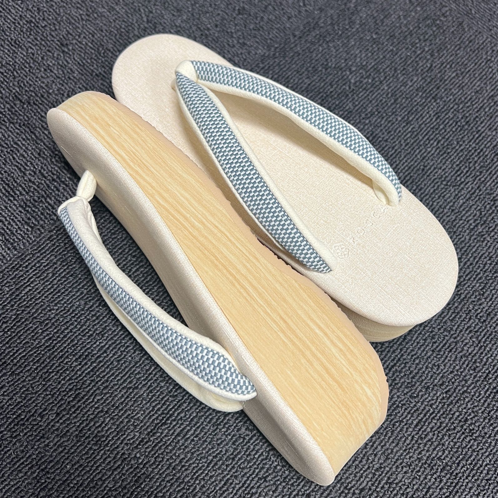 カレンブロッソ 草履 M 生成り ブルー 0870 カフェ草履 菱屋 レディース ROCCA 箱あり 菱屋謹製 カジュアル お出かけ 履きやすい はきもの