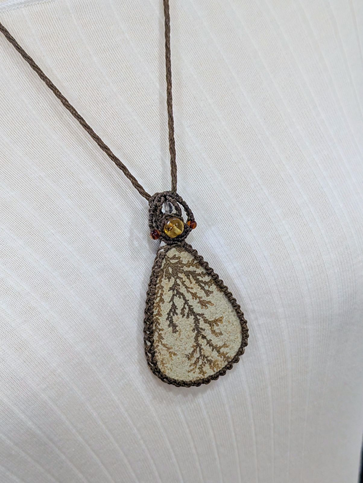 デンドライトライムストーン