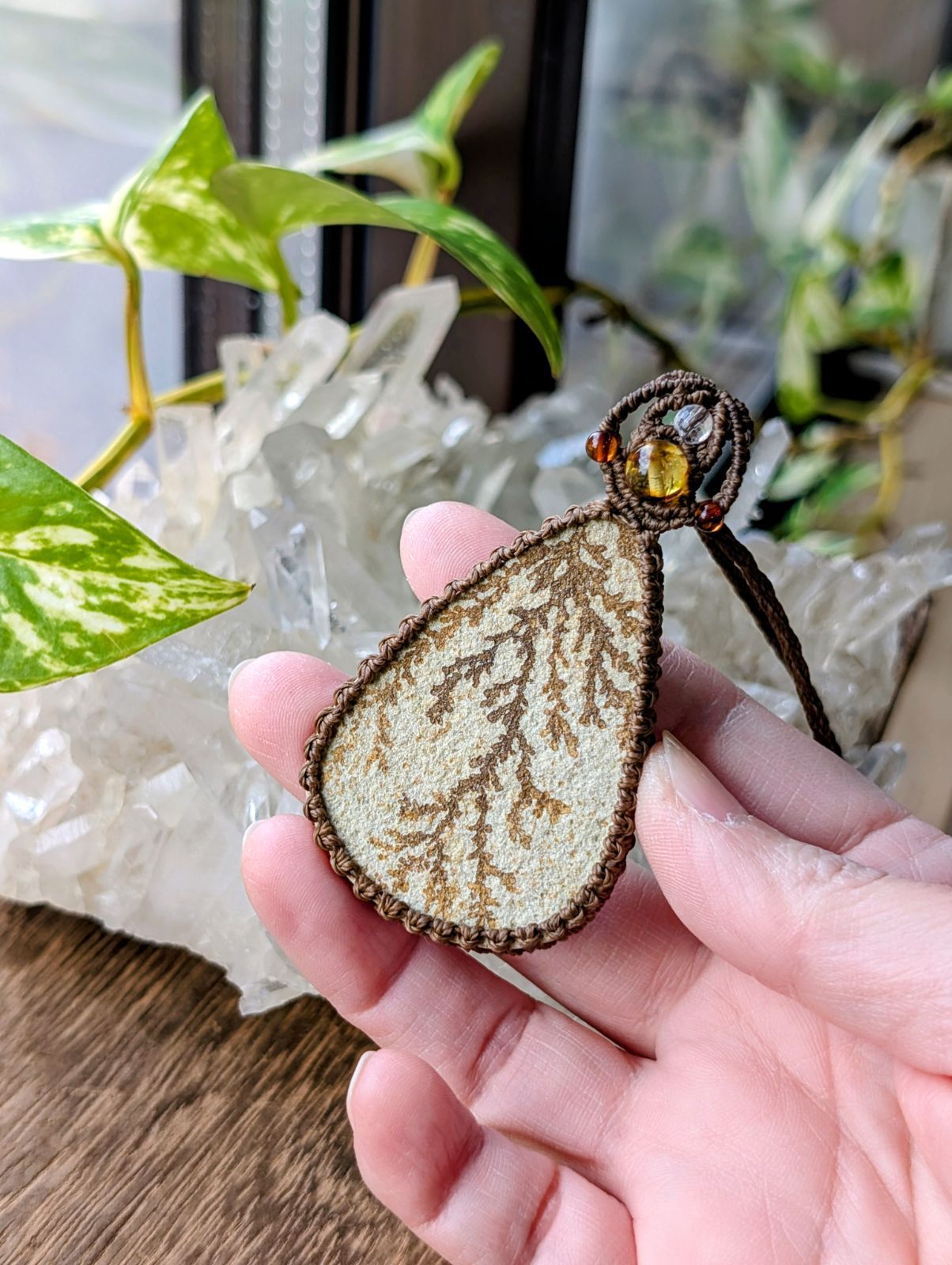 マクラメネックレス