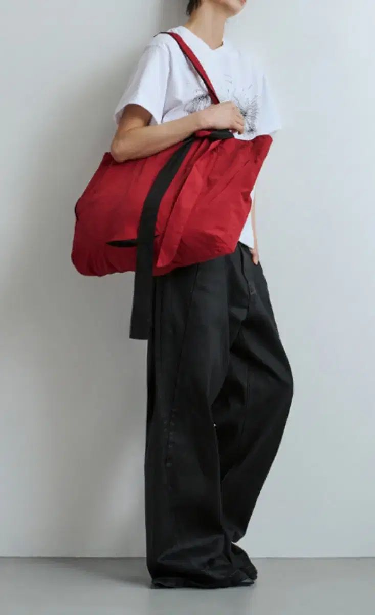 OS YIYAE ワイン|ブラック リバーシブル トートバッグ