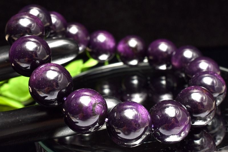 １点物 重厚に映える深紫の輝き パープライト 紫石 13 5 mm ブレスレット パワーストーン 天然石 _MC 2177
