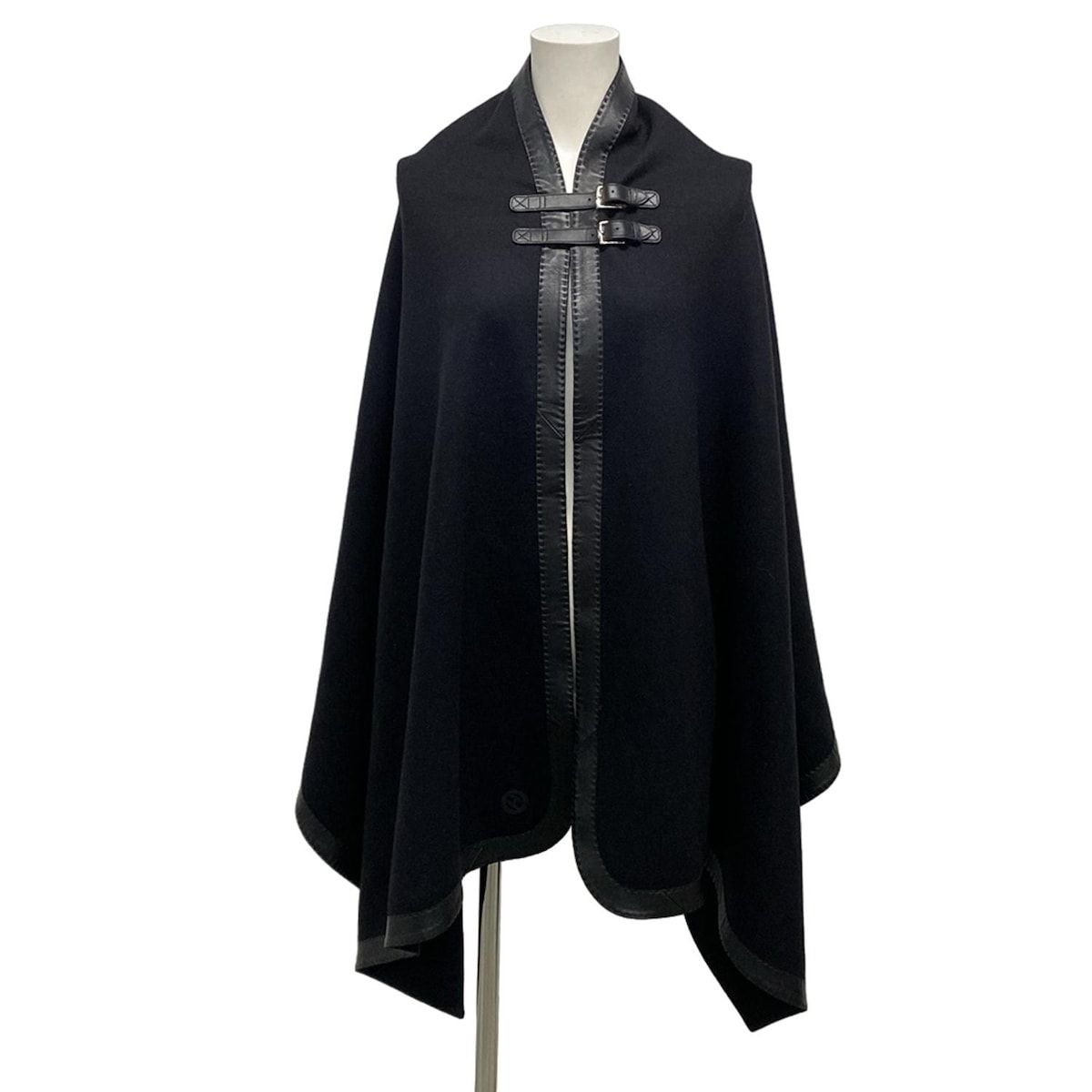 HERMES(エルメス) ポンチョ レディース美品 - 黒 カシミヤ混