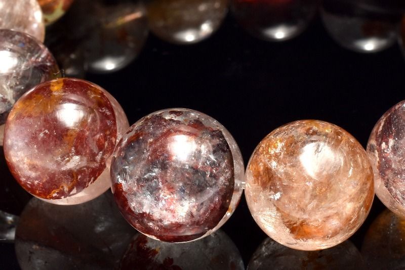 １点物 泳ぐように彩る錦鯉の結晶 オーロラクォーツ ライモナイトインクォーツ 15-15.5 mm ブレスレット パワーストーン 天然石 _MC 2212