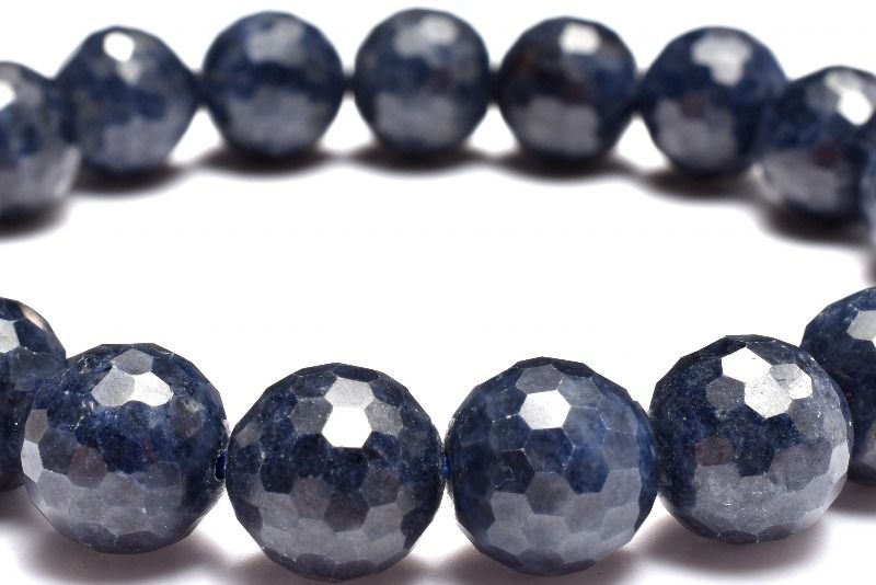 １点物 凛とした輝きを放つ深い青 サファイア 10.5 mm 128面カット ブレスレット パワーストーン 天然石 _MC 2376