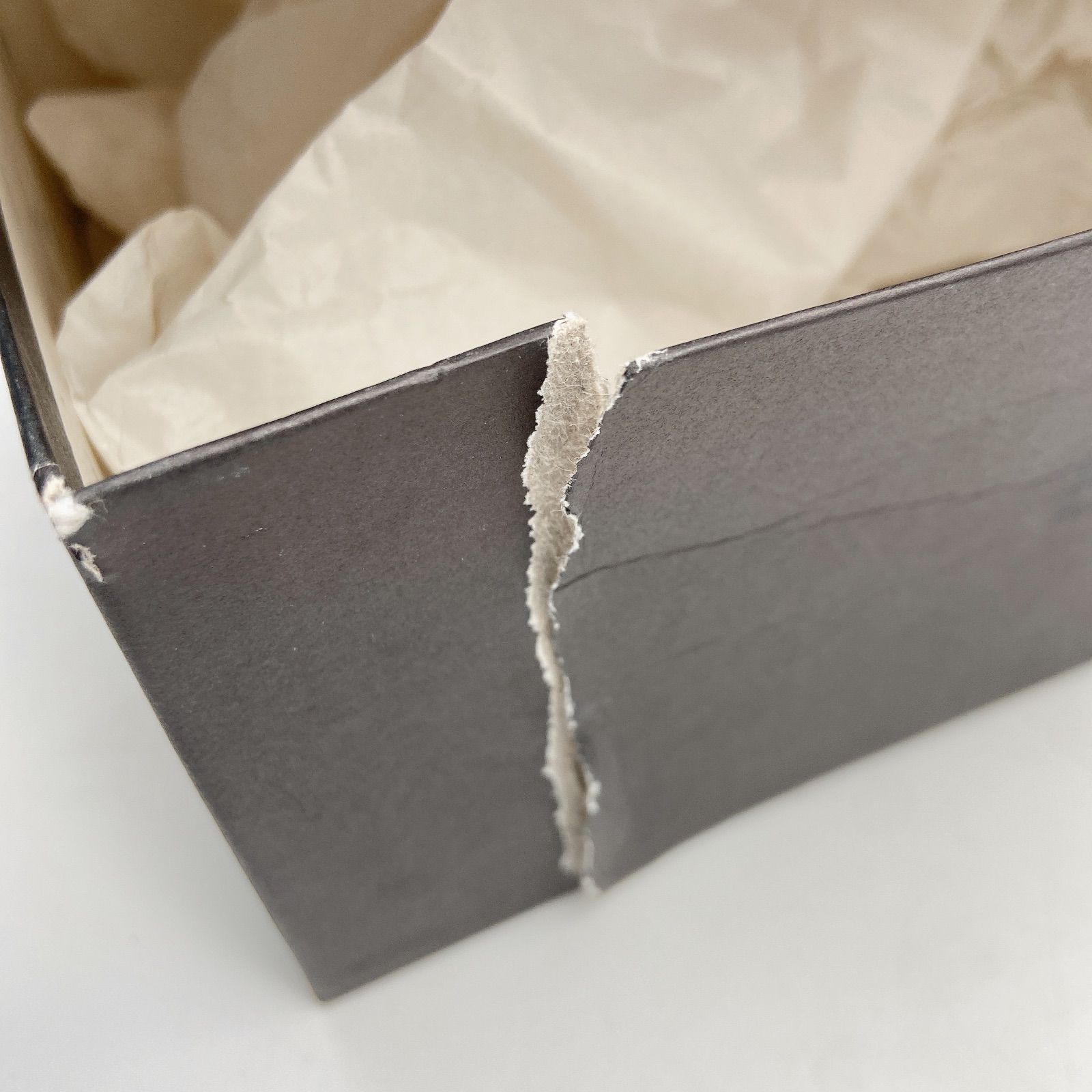 フラットシューズ