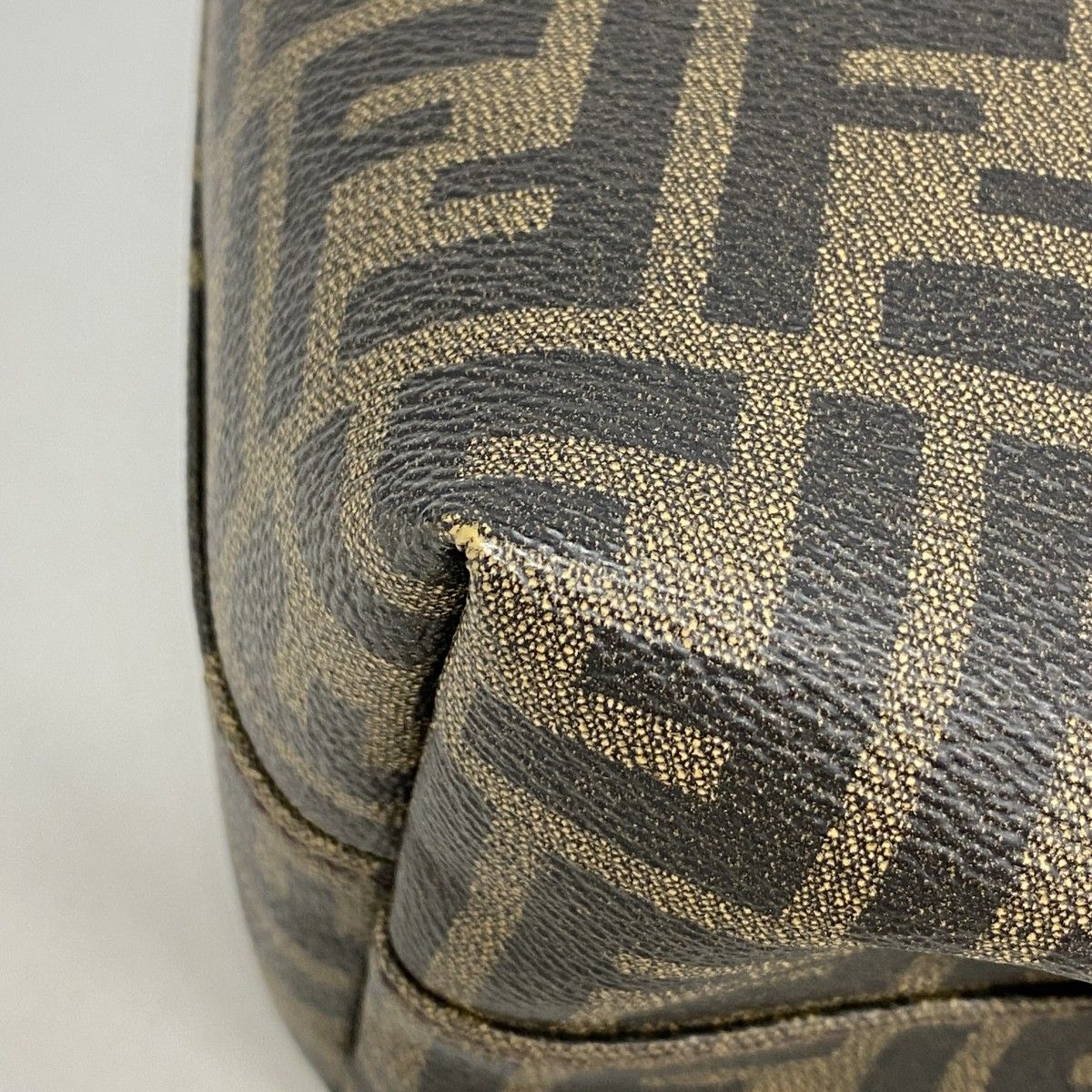 ★最終価格★SALE【5oe5386】フェンディ トートバッグ ズッカ PVC ブラウン ブラック ゴールド金具【中古】レディース ☆SALE【5oe5386】フェンディ トートバッグ ズッカ PVC ブラウン