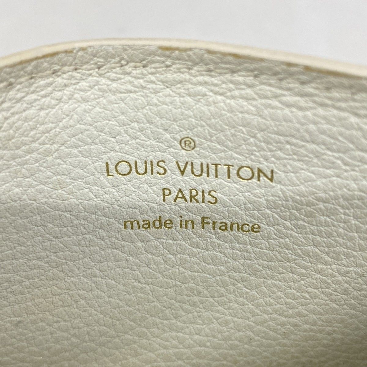 ★最終価格★SALE【5oe5458】ルイヴィトン カードケース ポルトカルトロックミー M68727 ホワイト【中古】レディース ☆SALE【5oe5458】ルイヴィトン カードケース ポルトカルトロックミー