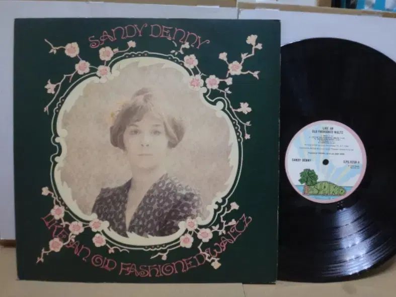 UK LP ） Sandy Denny ー 1974 年 早い Folk - メルカリ