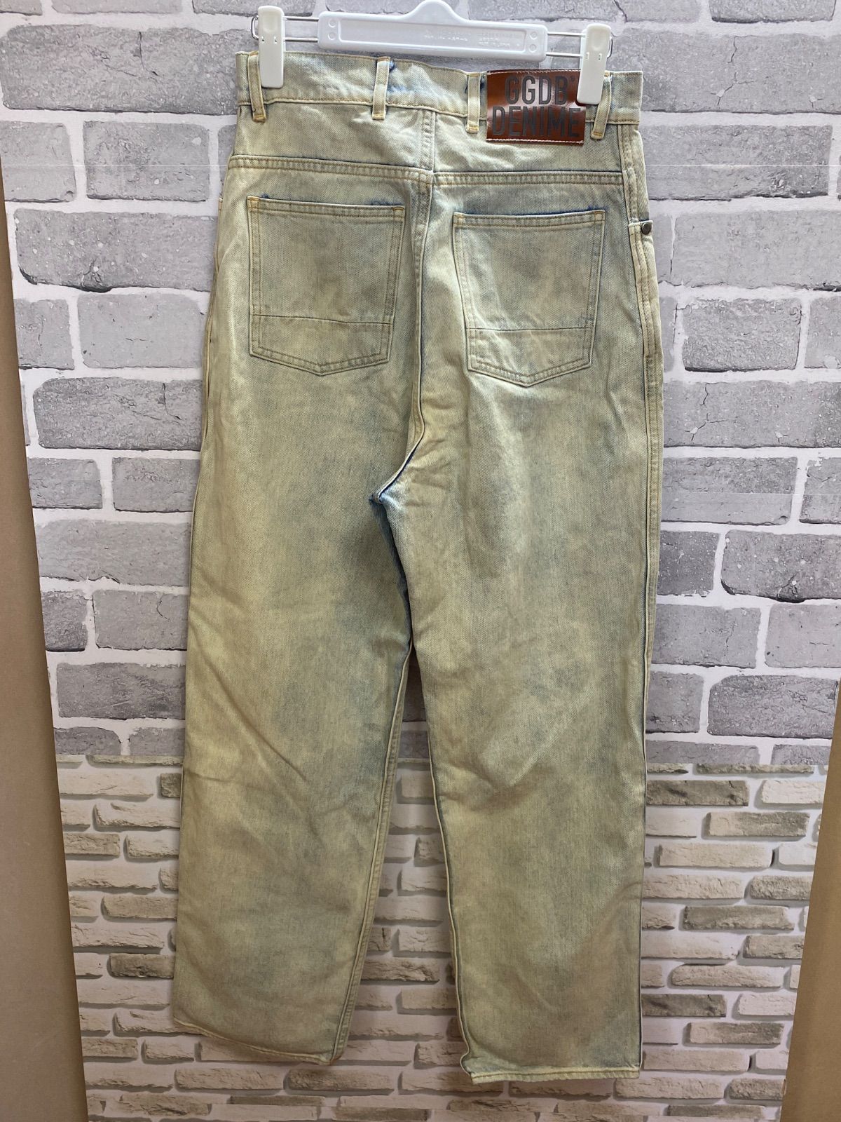 D 1 20 GOLDEN GOOSE デニムパンツ 水色 ダメージ加工