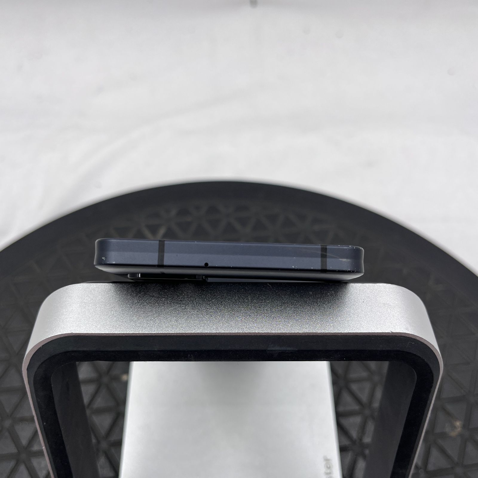 ☆画面内ゴミ1点/一部動作確認済み☆SHARP AQUOS Sence6 docomo