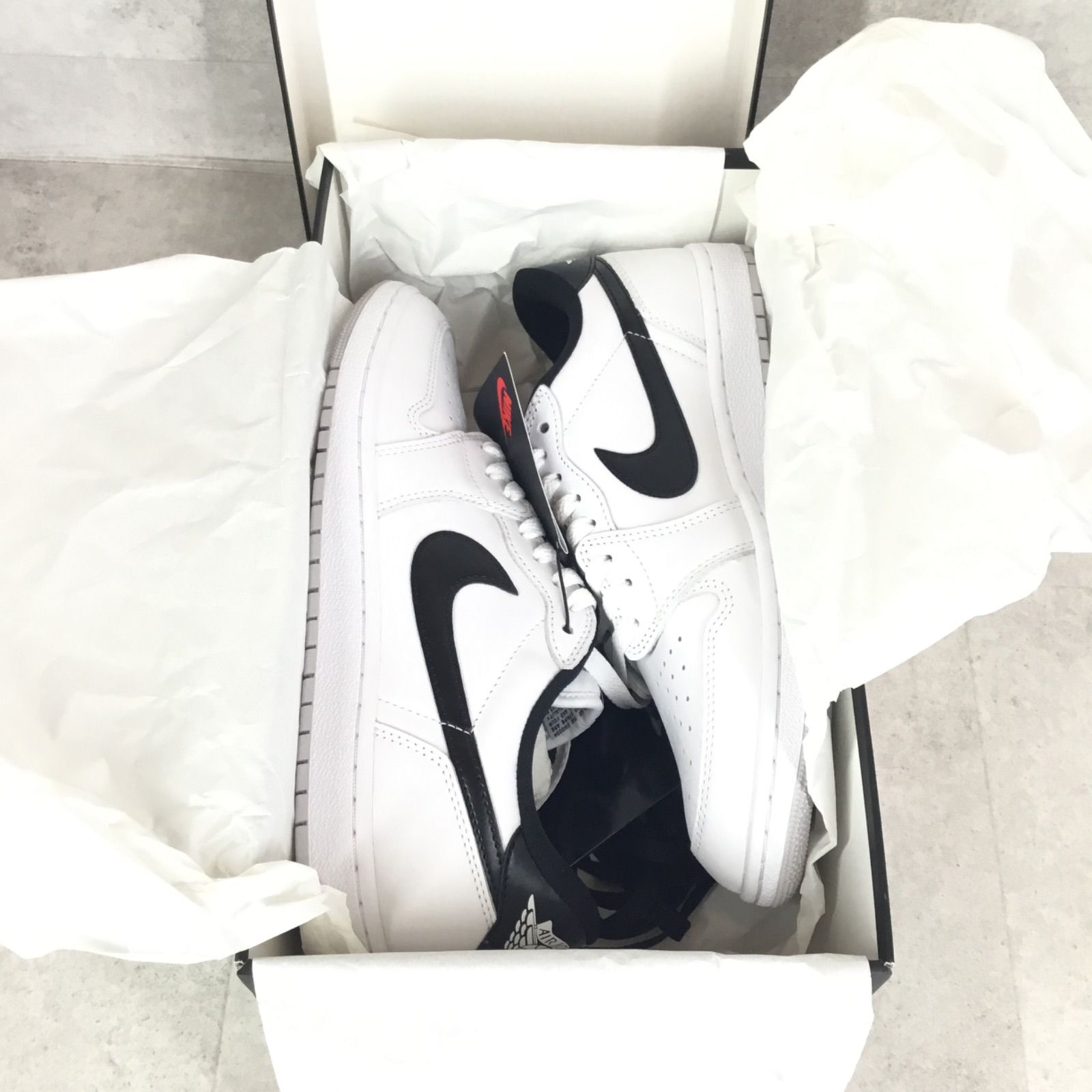国内正規品 新品未使用 NIKE ナイキ エアジョーダン AIR JORDAN 1 LOW 