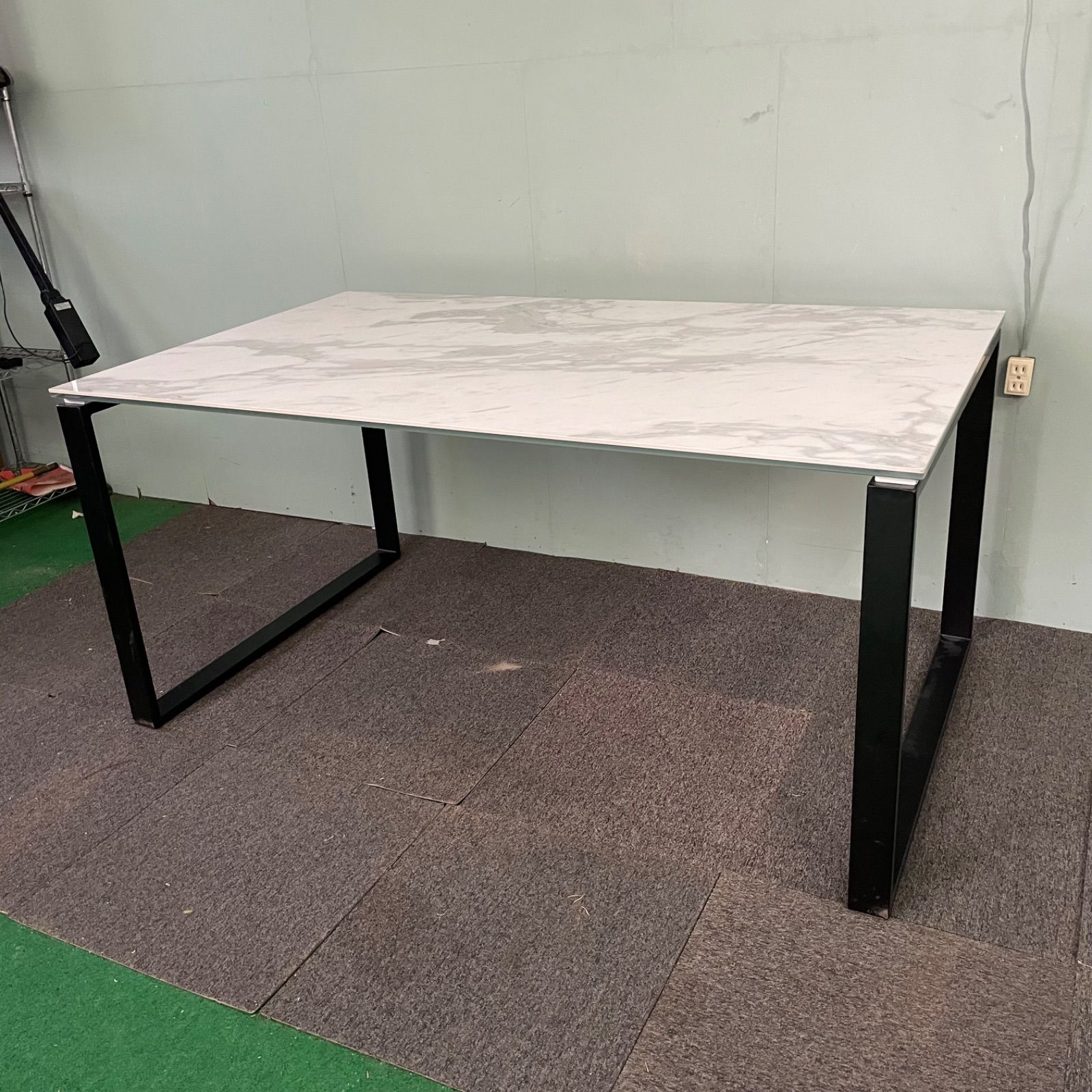 ♭ 美品 NITORI セラミック ダイニングテーブル 大理石風 幅150cm