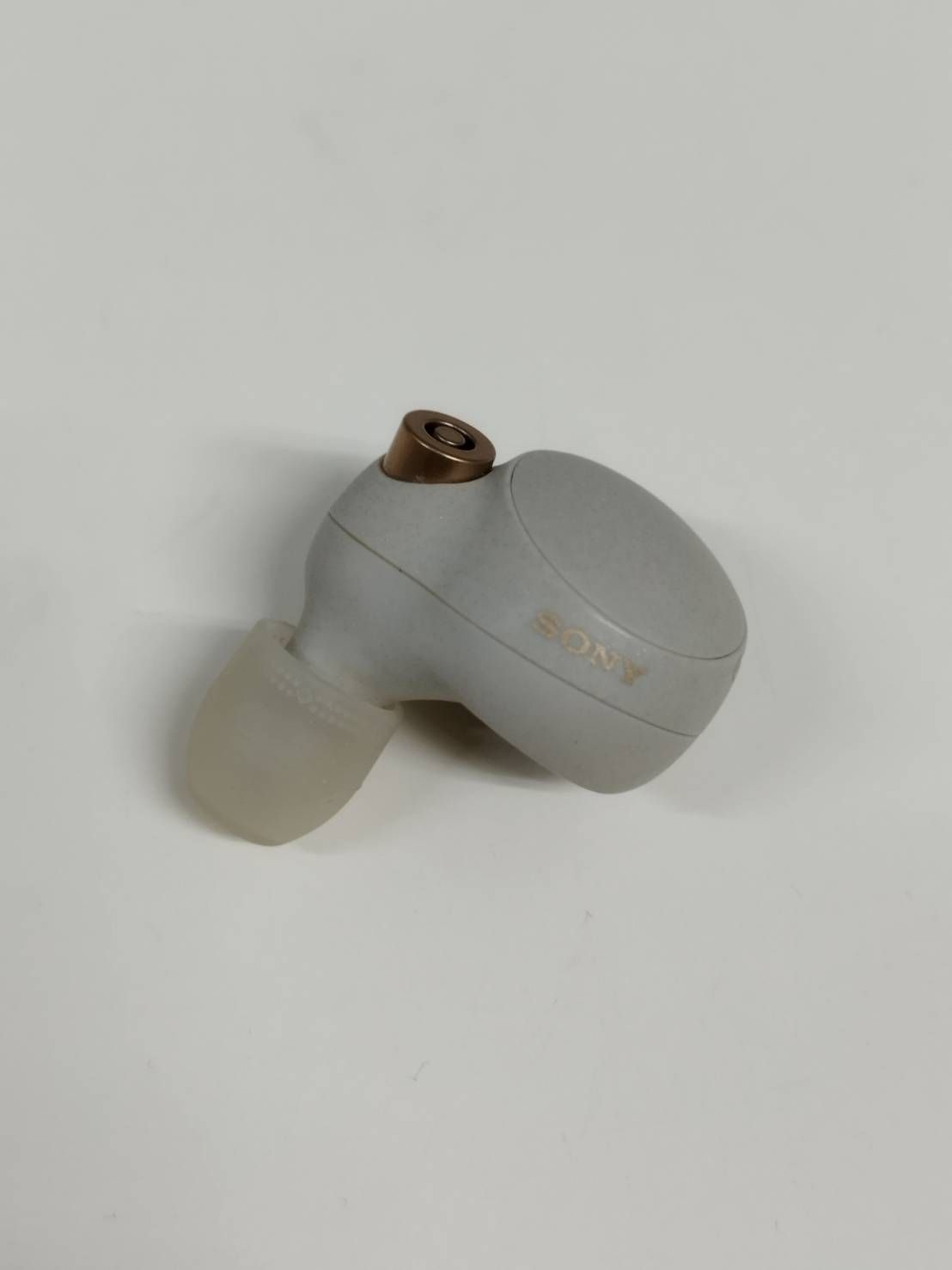 ジャンク】SONY WF-1000XM4/YY2948/ワイヤレスイヤホン/右耳のみ