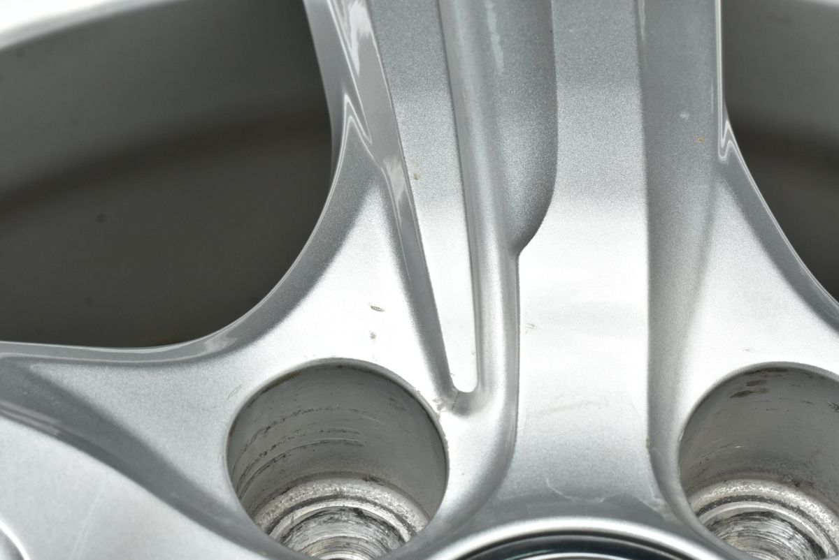 ヴォクシー等に 18