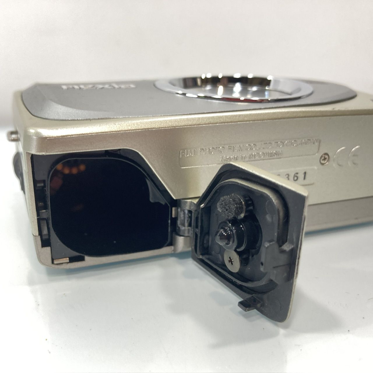 フィルムカメラ 3点セット メルカリ市のため値下げ中 中古カメラ