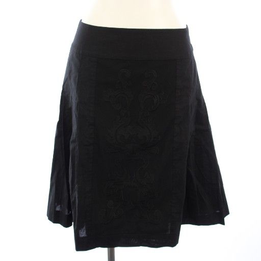 ヴィヴィアンタム VIVIENNE TAM スカート ひざ丈 フレア 刺繍 0 黒 016
