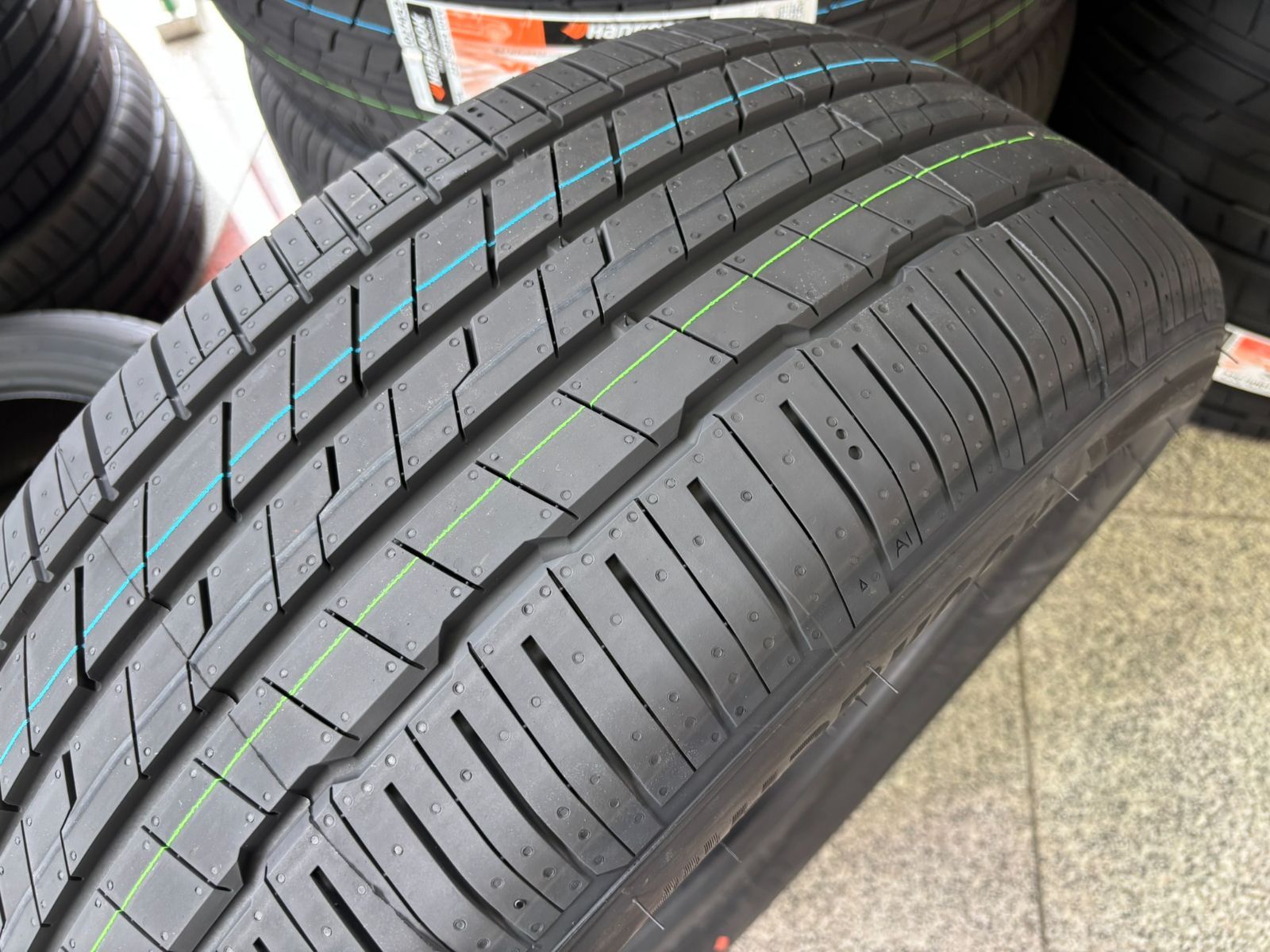 2本価格 製 235 55 R 19 101 V ハンコック ベンタス S 1 エボ3 HANKOOK Ventus evo 3 SUV K 127 A 夏用 夏タイヤ