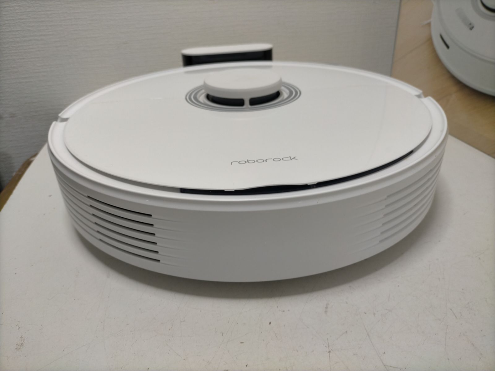 送料無料】Roborock ロボロック Q7 Max ロボット掃除機 ホワイト 強力