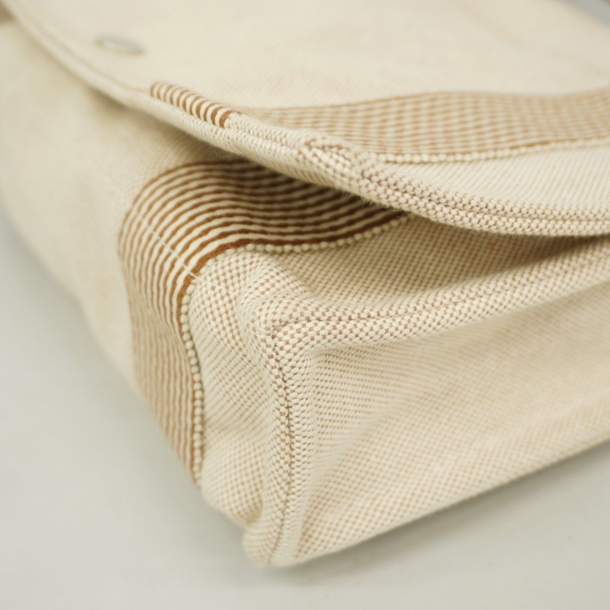 【5pb1562-r】エルメス ショルダーバッグ ニューフールトゥバサスPM キャンバス アイボリー シルバー金具【中古】メンズ レディース ユニセックス 5pb1562-r】エルメス ショルダーバッグ ニューフールトゥバサスPM