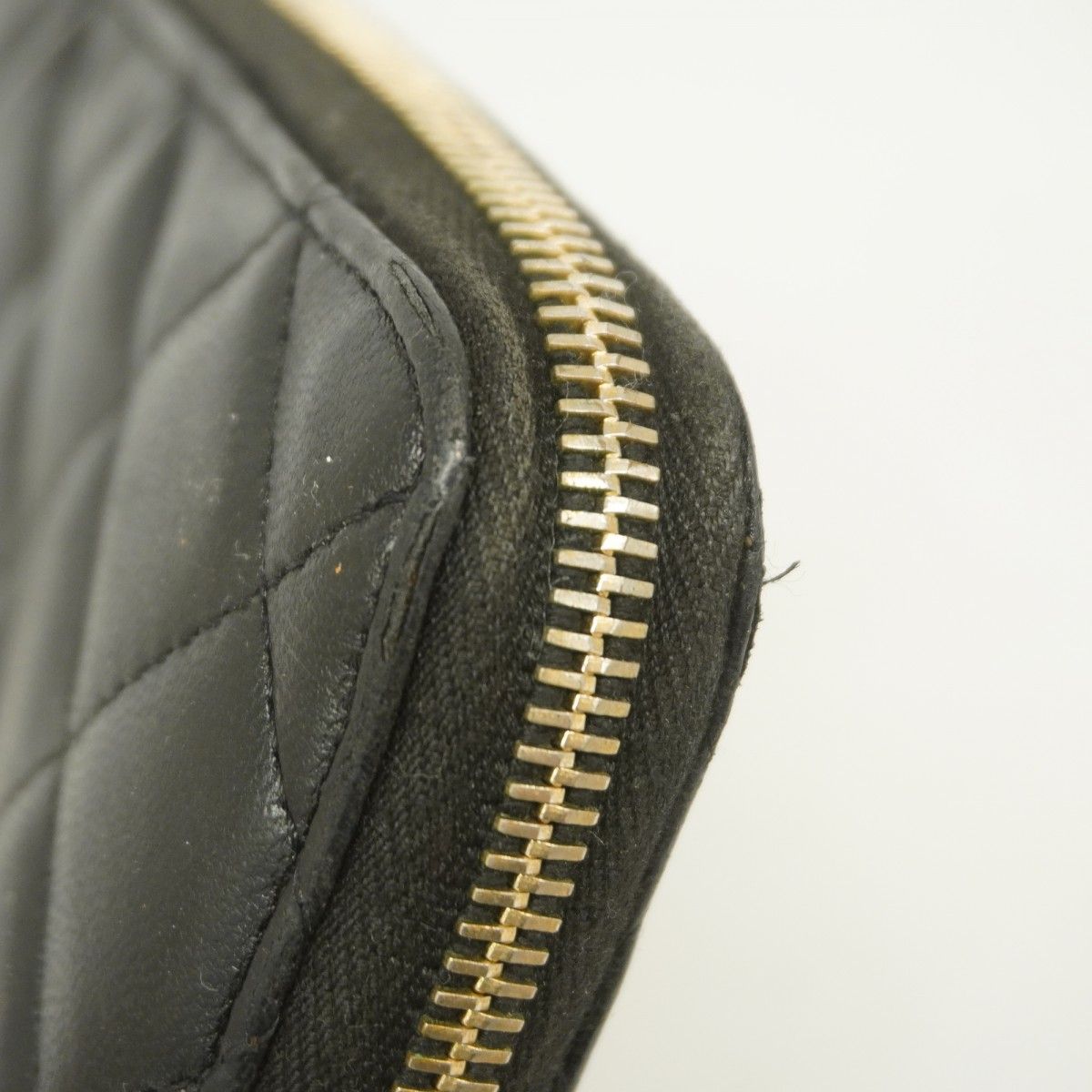 【5pb1564-r】シャネル 長財布 マトラッセ ラムスキン ブラック シャンパンゴールド金具【中古】レディース 5pb1564-r】シャネル 長財布 マトラッセ ラムスキン ブラック