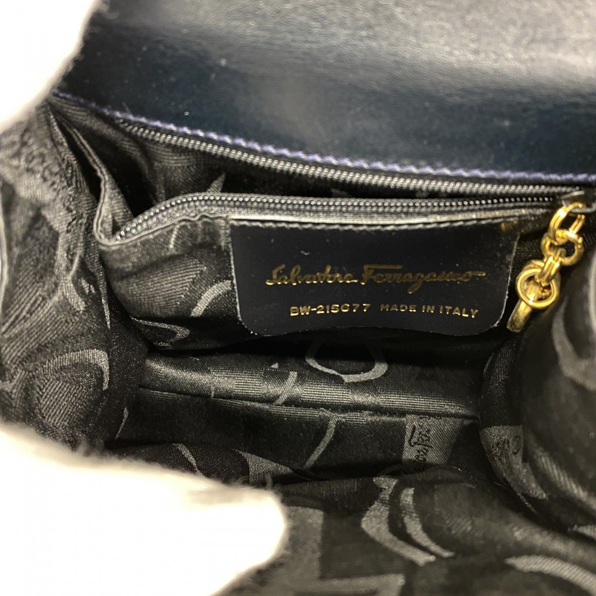 ✨サルヴァトーレフェラガモ✨ハンドバッグ ヴァラ ネイビー 2way レザー 5pb1648】サルヴァトーレフェラガモ ハンドバッグ ヴァラ レザー