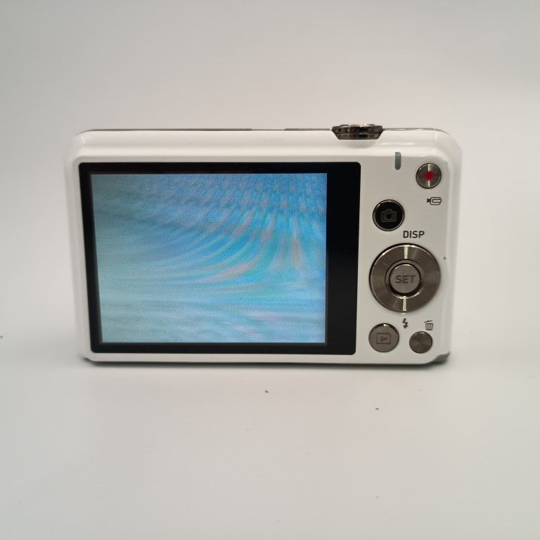 カメラ OLYMPUS μ 7010 シルバー コンパクトデジタルカメラ