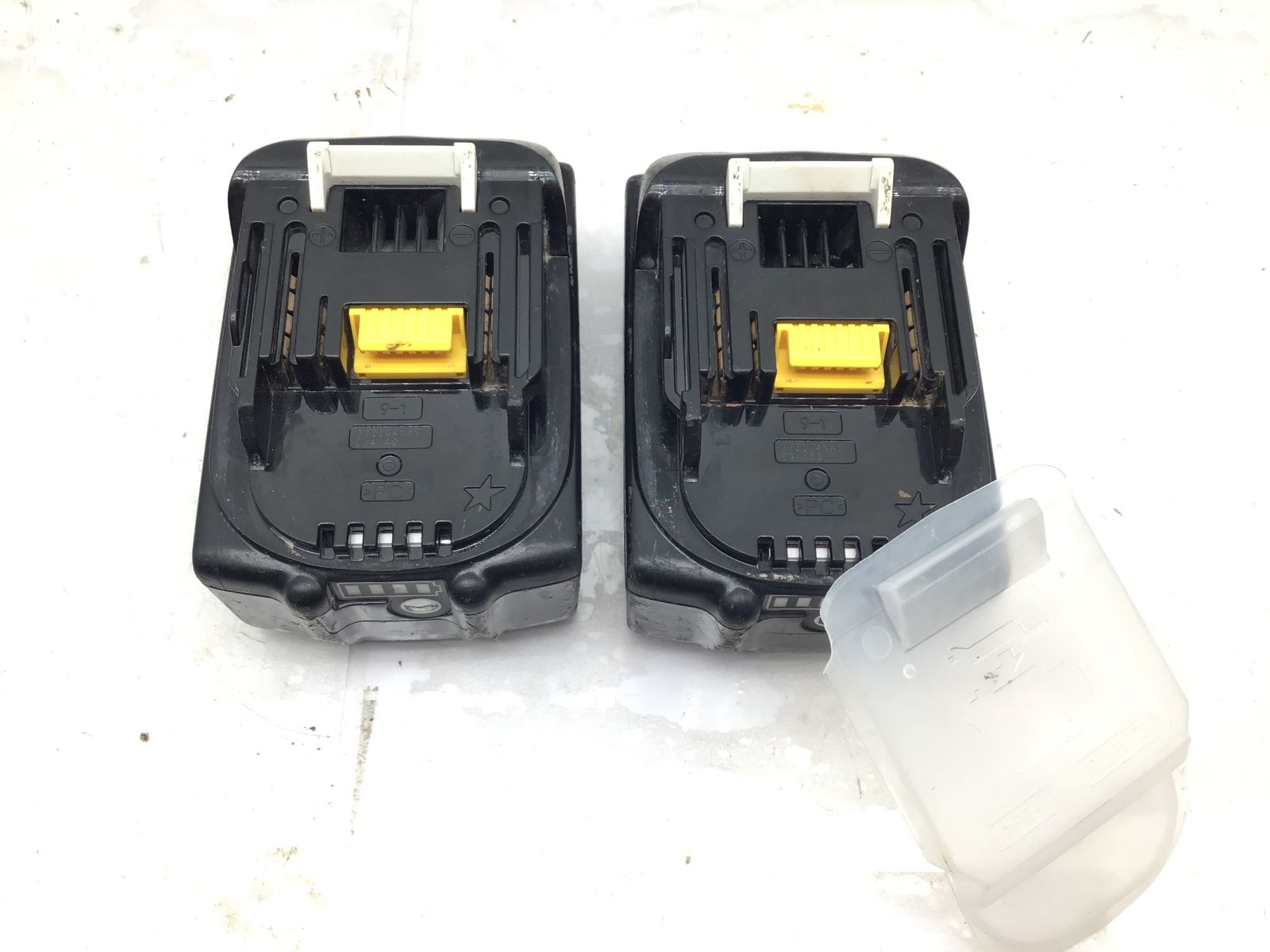 v充電式インパクトドライバ