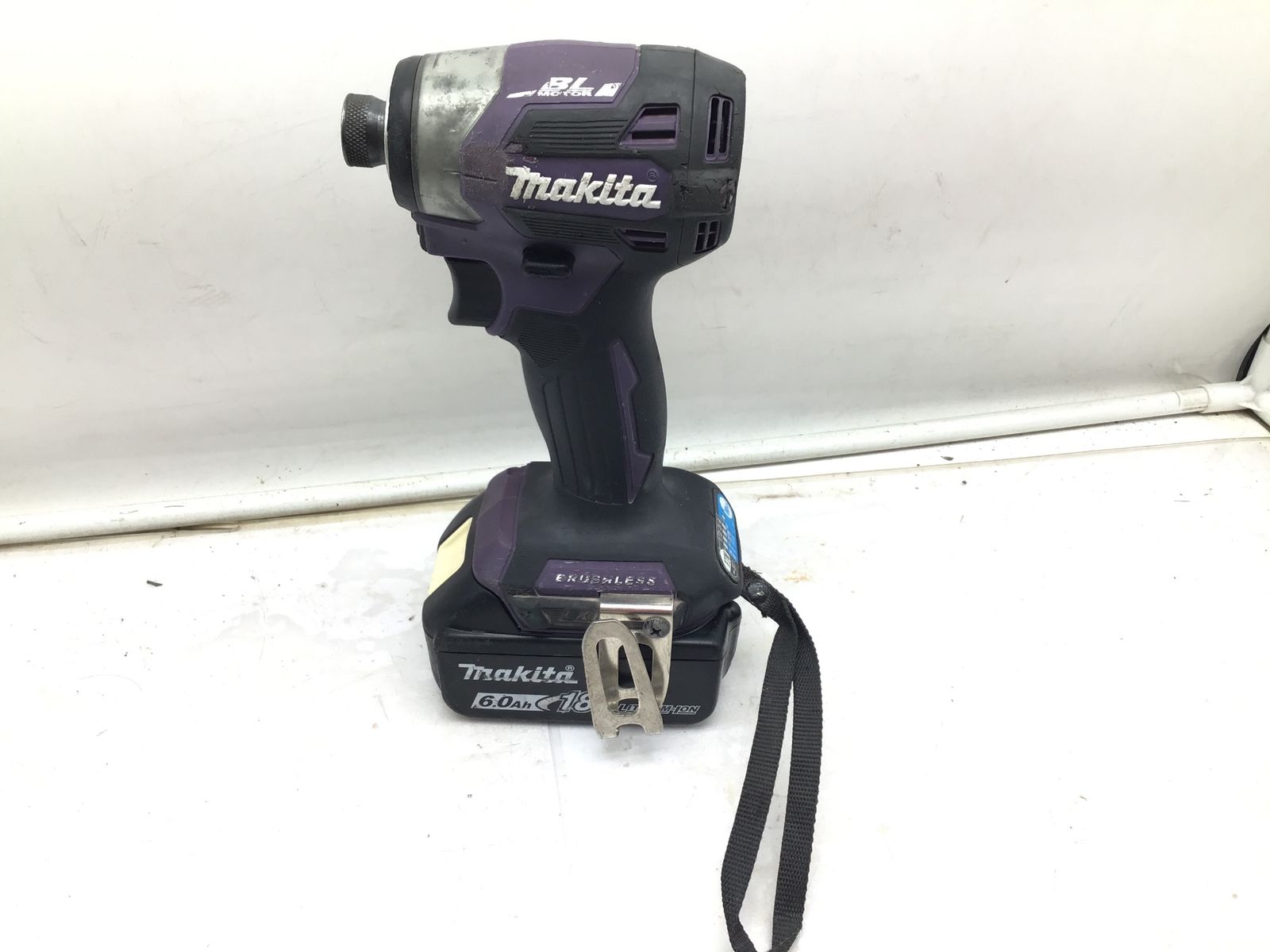 品 Makita|マキタ 18 v充電式インパクトドライバ オーセンティックパープル| Purple エコツー M 02