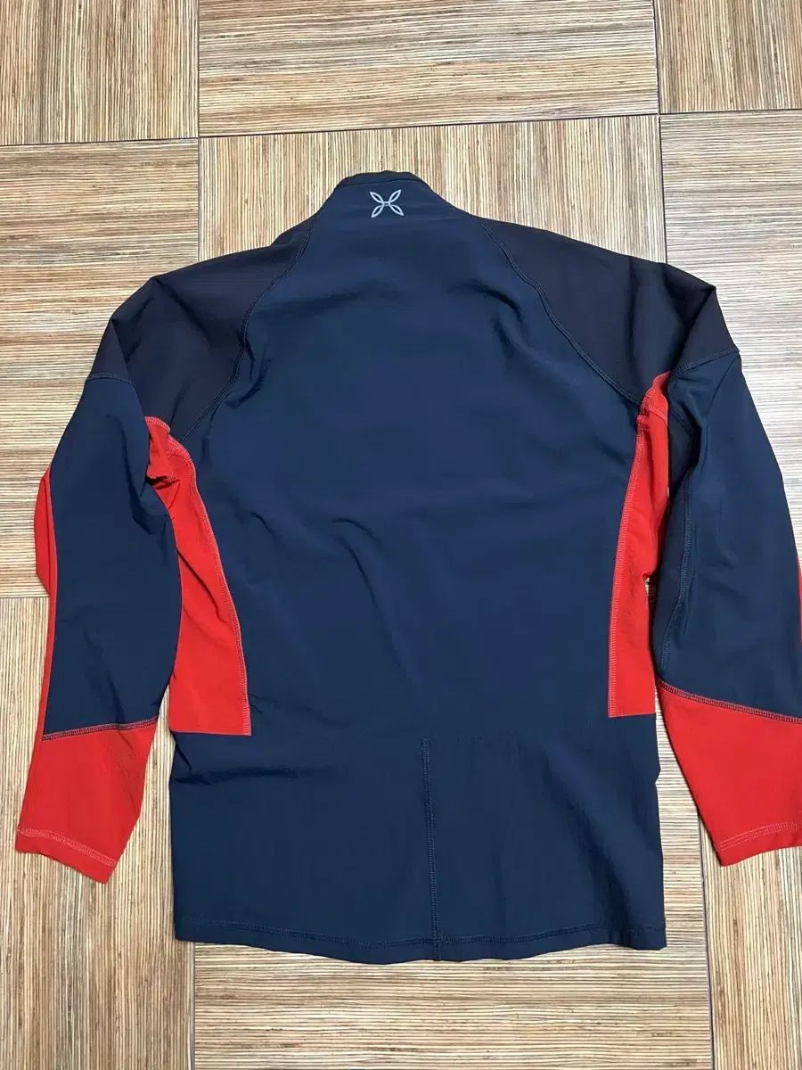 MONTURA Free! ファー フォーム マグリア オレンジ M