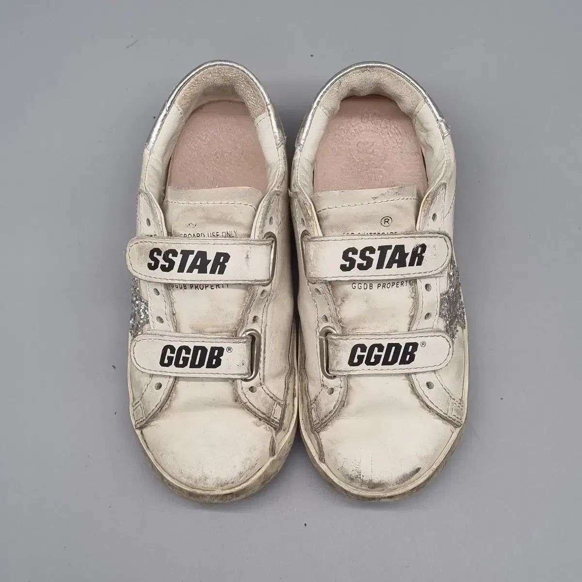 ゴールデングース キッズ バックル スニーカー 28 190