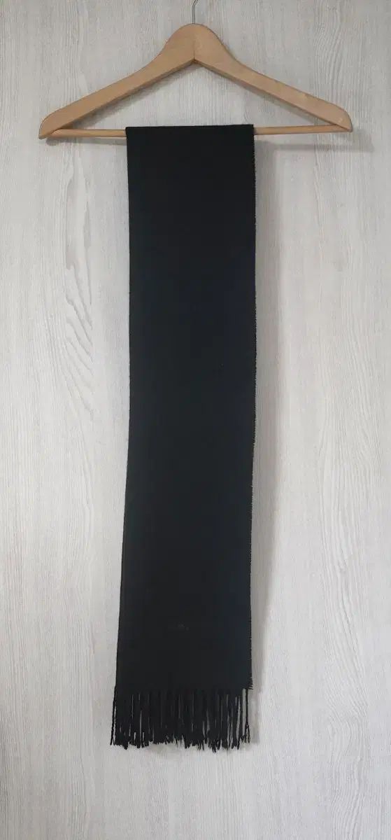 GIORGIO ARMANI(ジョルジオ アルマーニ) カシミア ブラック マフラー 割引