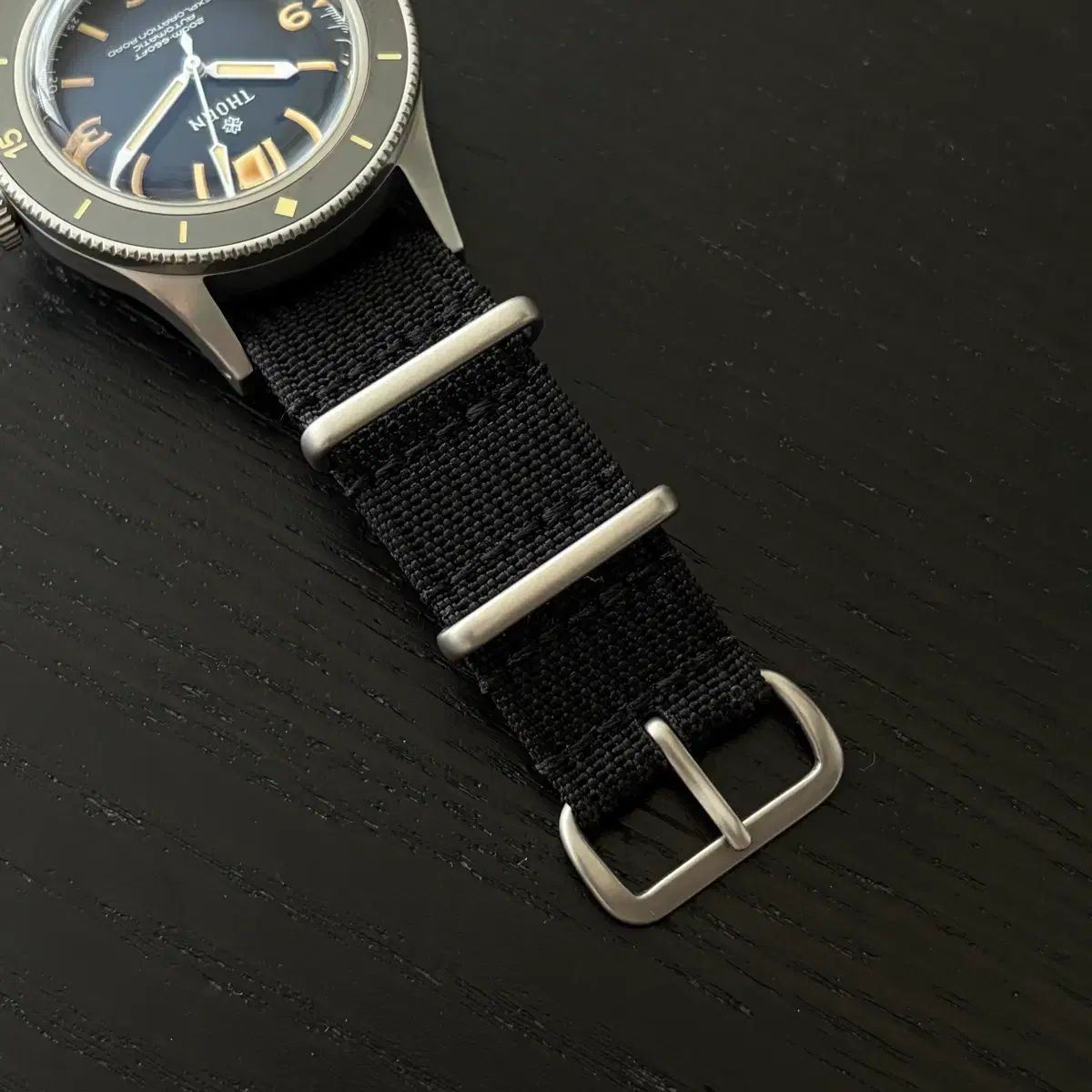  THORN ソン フィフティ SHY 033 自動巻き時計 腕時計(アナログ)