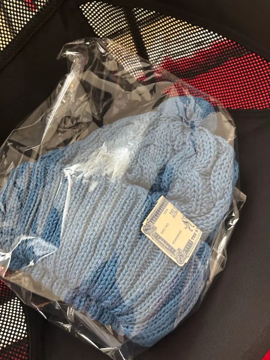 the hw dog and co ドッグアンドコ BIGケーブル ビーニー