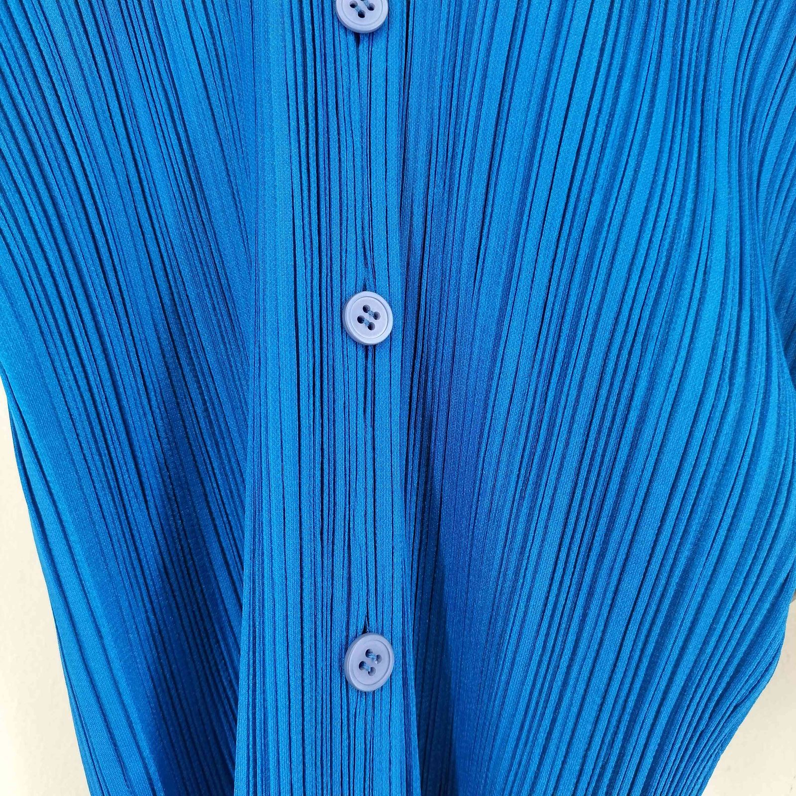 PLEATS PLEASE ISSEY MIYAKE(プリーツプリーズイッセイミヤケ) Short-sleeved shirt レディース JPN：4 【中古】【ブランド古着バズストア】 プリーツプリーズイッセイミヤケ PLEATS PLEASE ISSEY MIYAKE Short