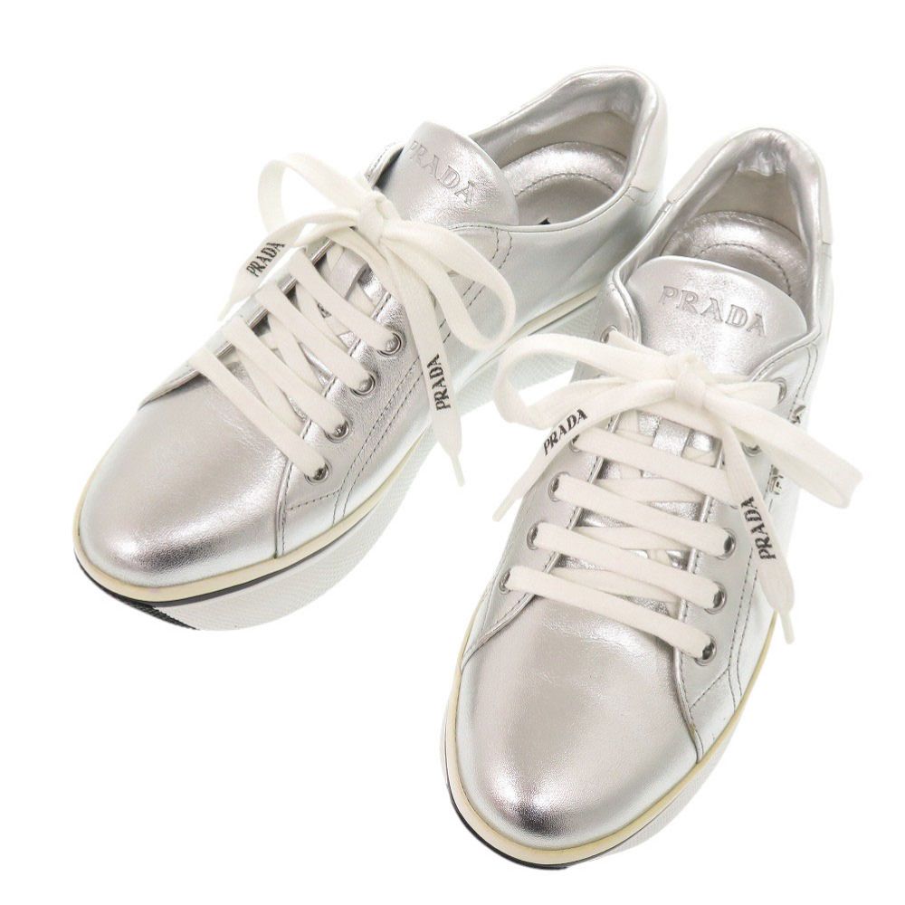 未使用 プラダ 厚底 サイズ37 レザー シルバー スニーカー 2026 PRADA