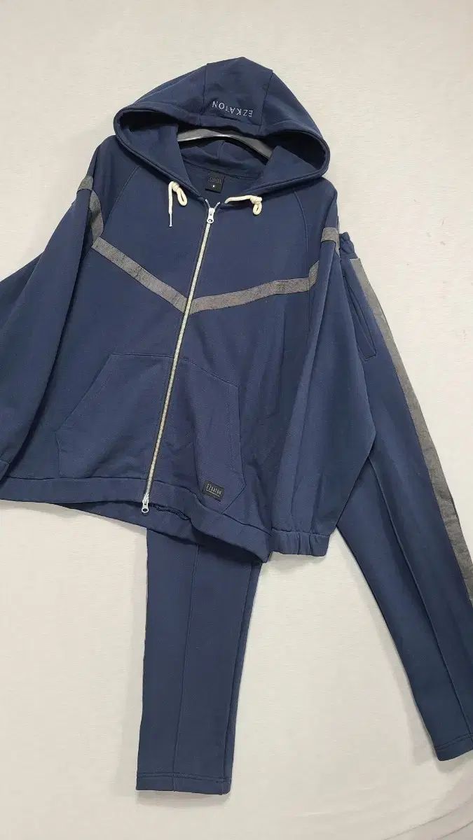 帯4565 ○高級 正絹 天然灰汁発酵建藍染 六通 袋帯