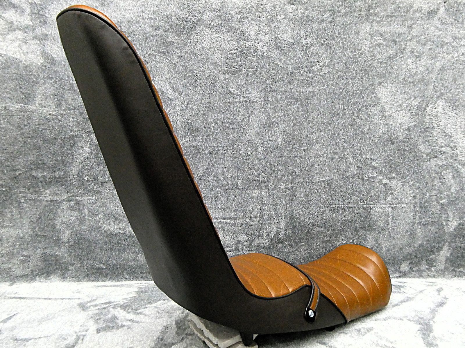 XJR400R後期 茶ツートン60cm 三段シート/ブラウン3段 補強入りBROWN