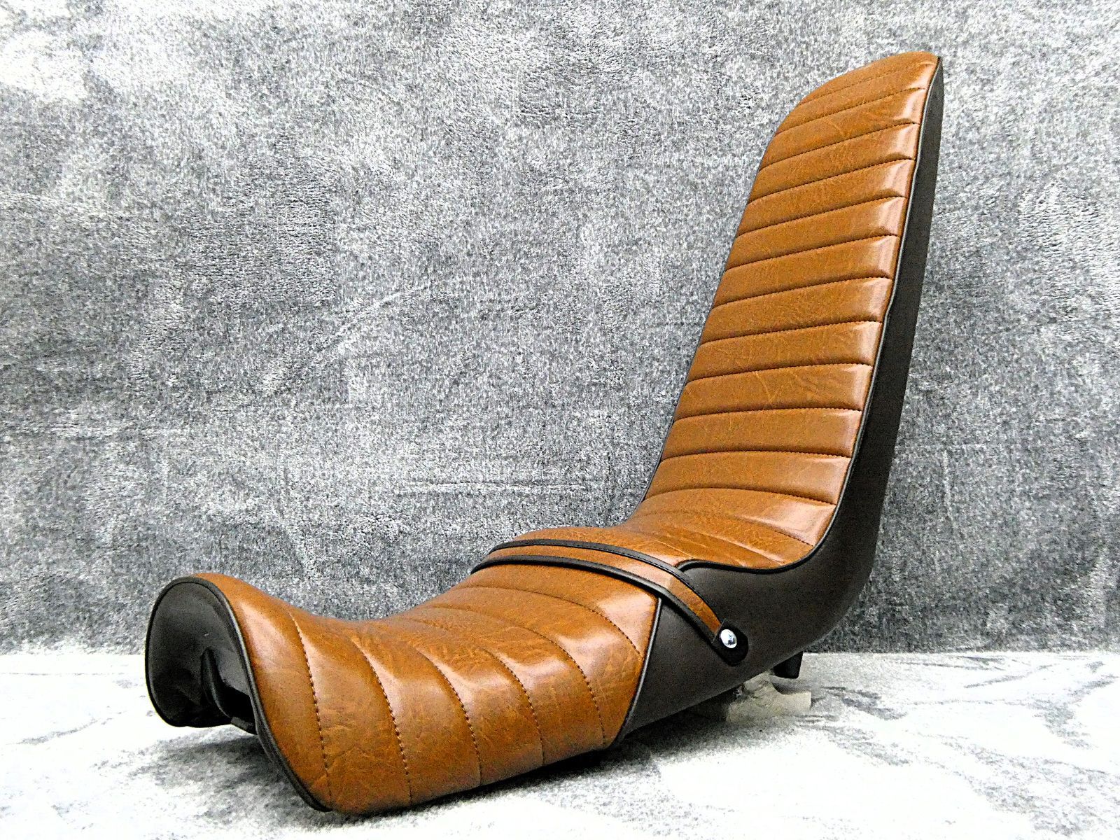 XJR4hm 本革3段シート ブラウン 45cm XJR400R後期 茶ツートン60cm 三段シート/ブラウン3段 補強入りBROWN