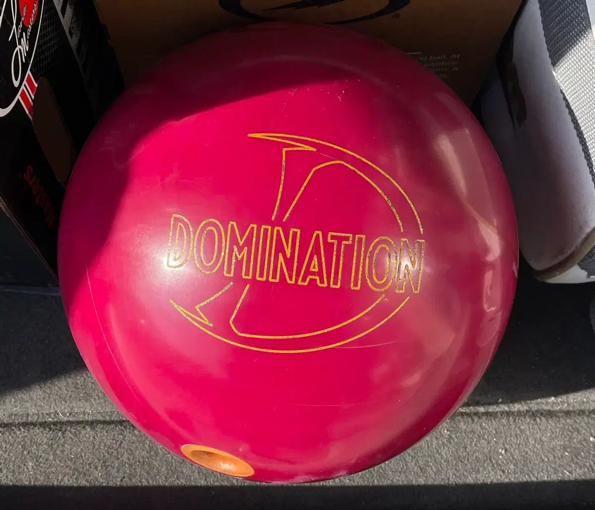 ボーリングボール ドミネーション バーガンディ 15 p