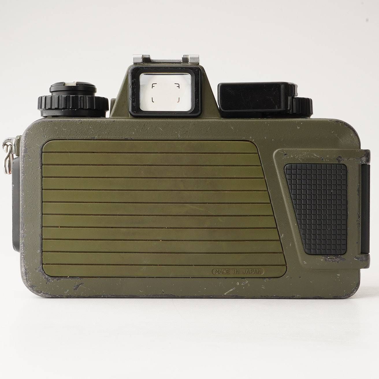 ニコン Nikon ニコノス Nikonos V グリーン / Nikkor 35mm F2.5 水中