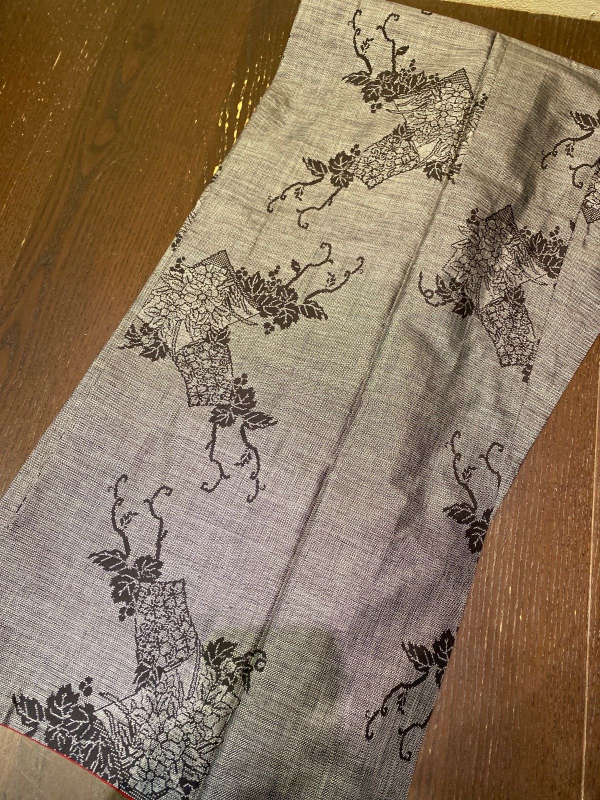 まとめ売り】正絹大島紬7枚 リメイク素材 ハンドメイド向け - メルカリ