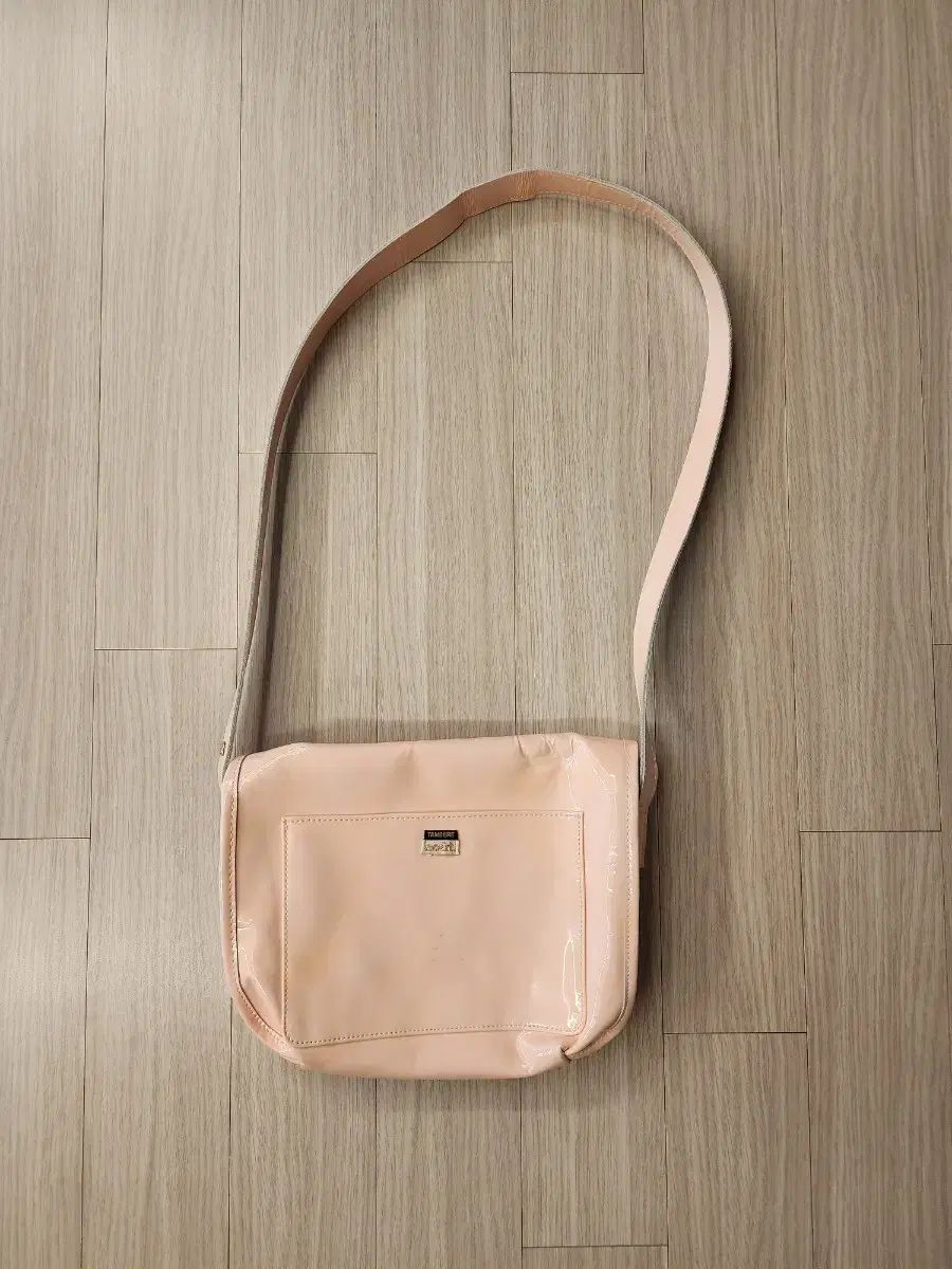 ウート タンベレ エナメル グリッター バッグ