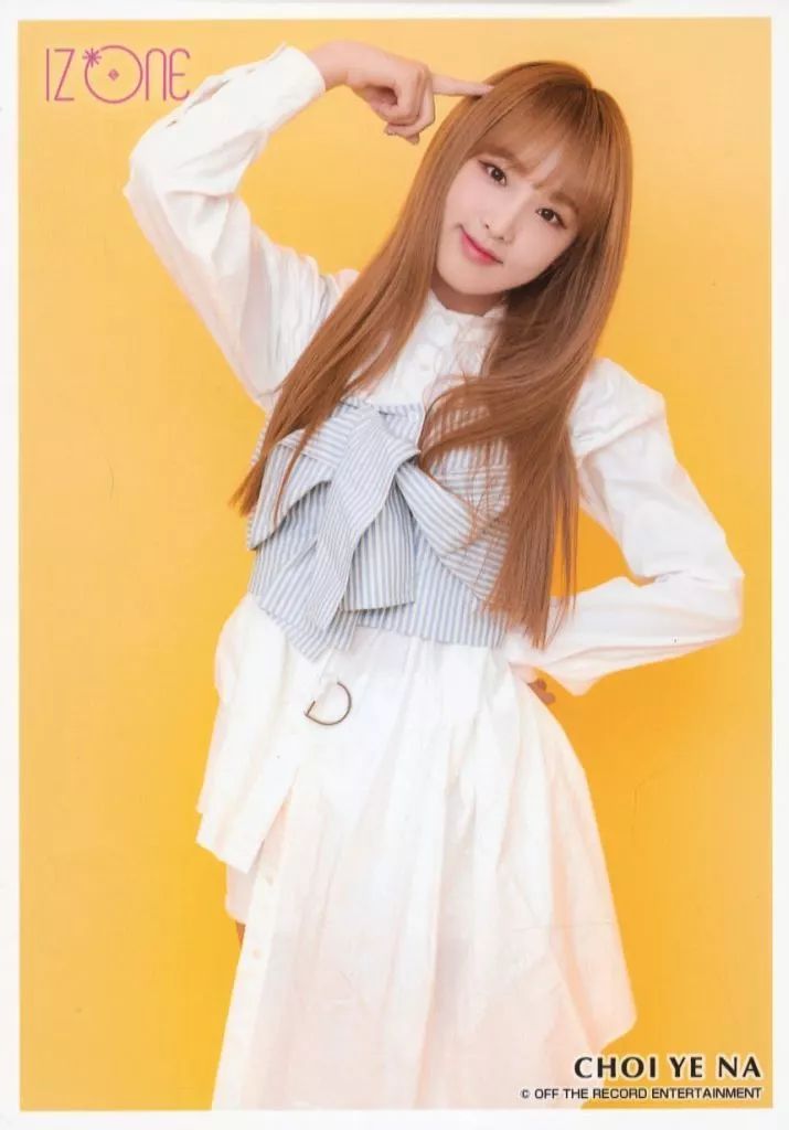 中古】生写真(女性) IZ*ONE/チェ・イェナ/膝上/IZ*ONE 1st シングル