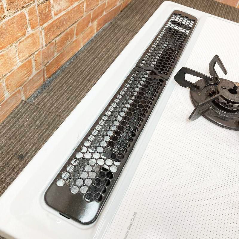 【品】 Harman(ハーマン) グリル付 3口ガス ガラストップ ビルトインコンロ 「C3WC8RJTR」 都市ガス用12A13A #ホワイト×シルバー 12L