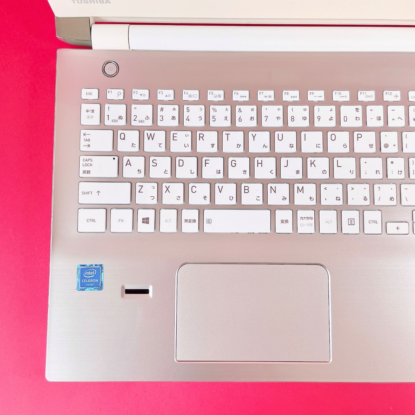 初期設定済み‼️動作良好おしゃれゴールド✨️薄型ノートパソコン