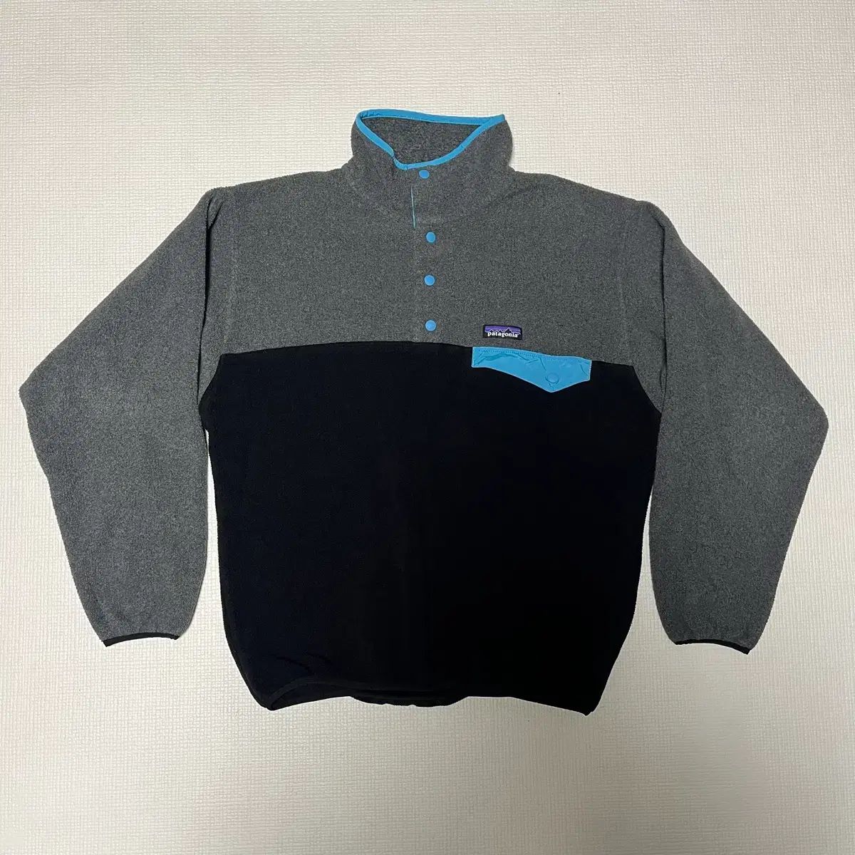パタゴニア Synchilla シンチラ グレー|ブラック