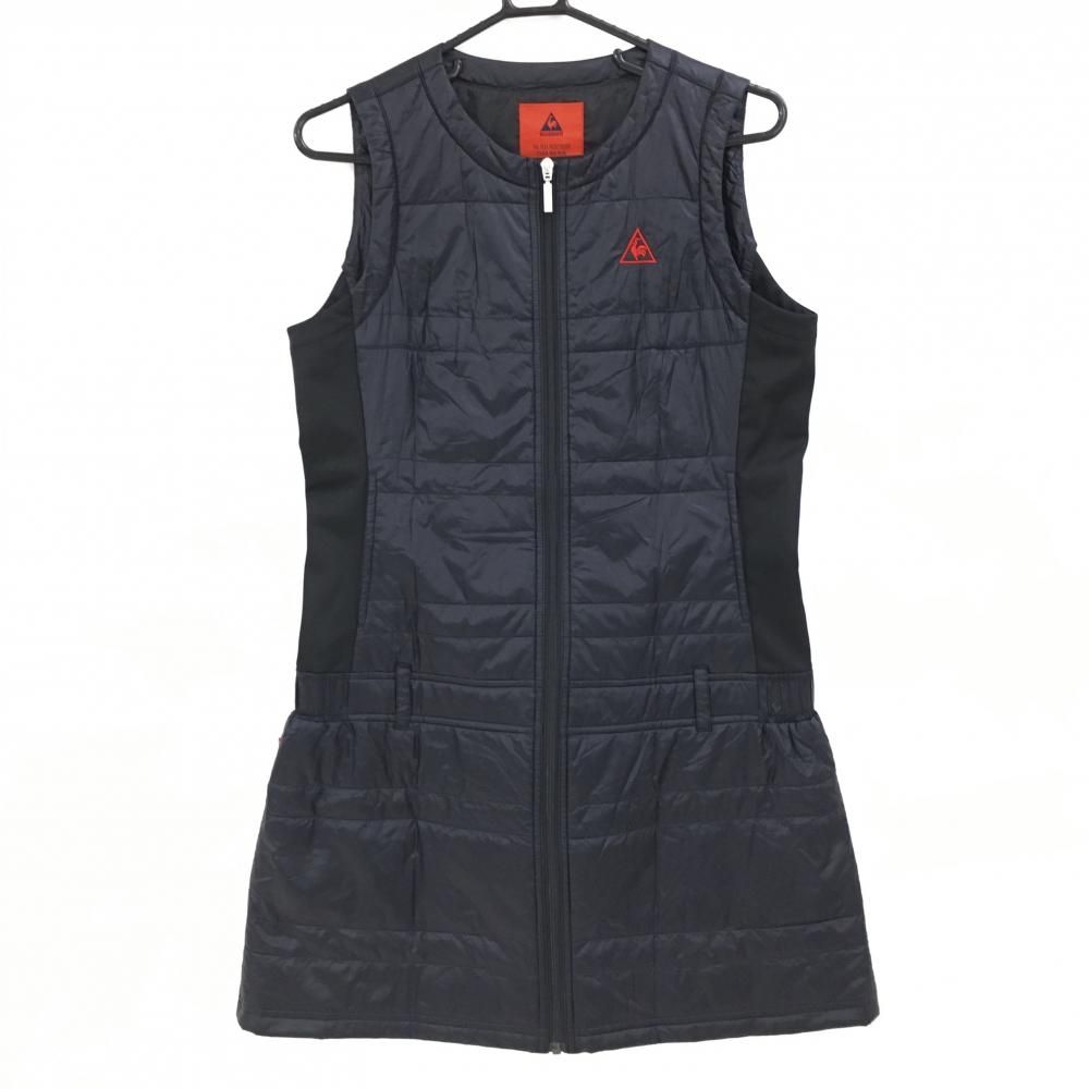 美品】ルコックゴルフ 中綿ノースリーブワンピース 黒 ロゴ赤