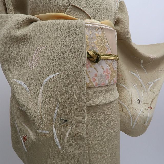 ✾まめ藤✾m761＊正絹 金駒刺繍 紅葉 手縫い仕立て 訪問着 - メルカリ