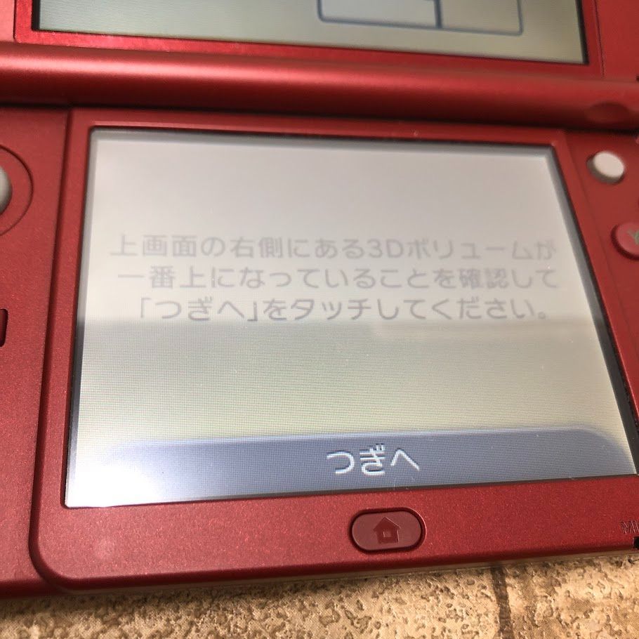 08w14611【動作確認済み】Newニンテンドー3DS LL（メタリックレッド