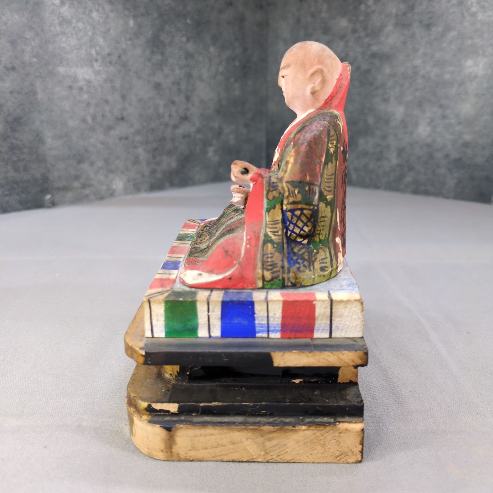 昭和三十八年 墨書き 木彫 彩色仏像 僧形坐像 台座付き A654 - メルカリ